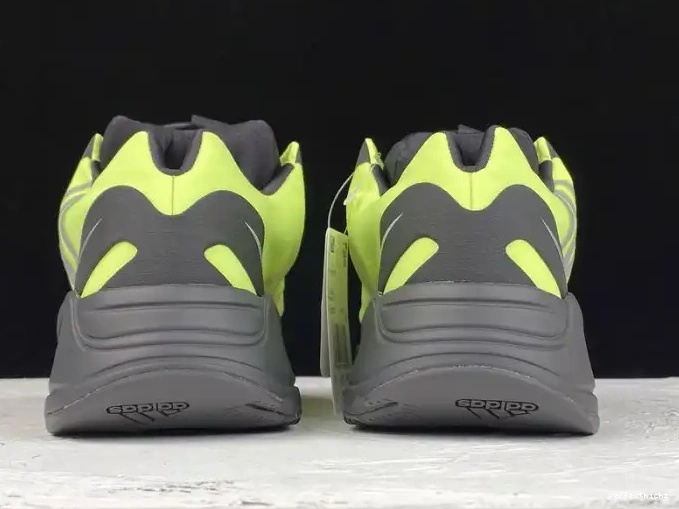 Phosphor FY3727 Yeezy MNVN 700 Adidas Boost 0607